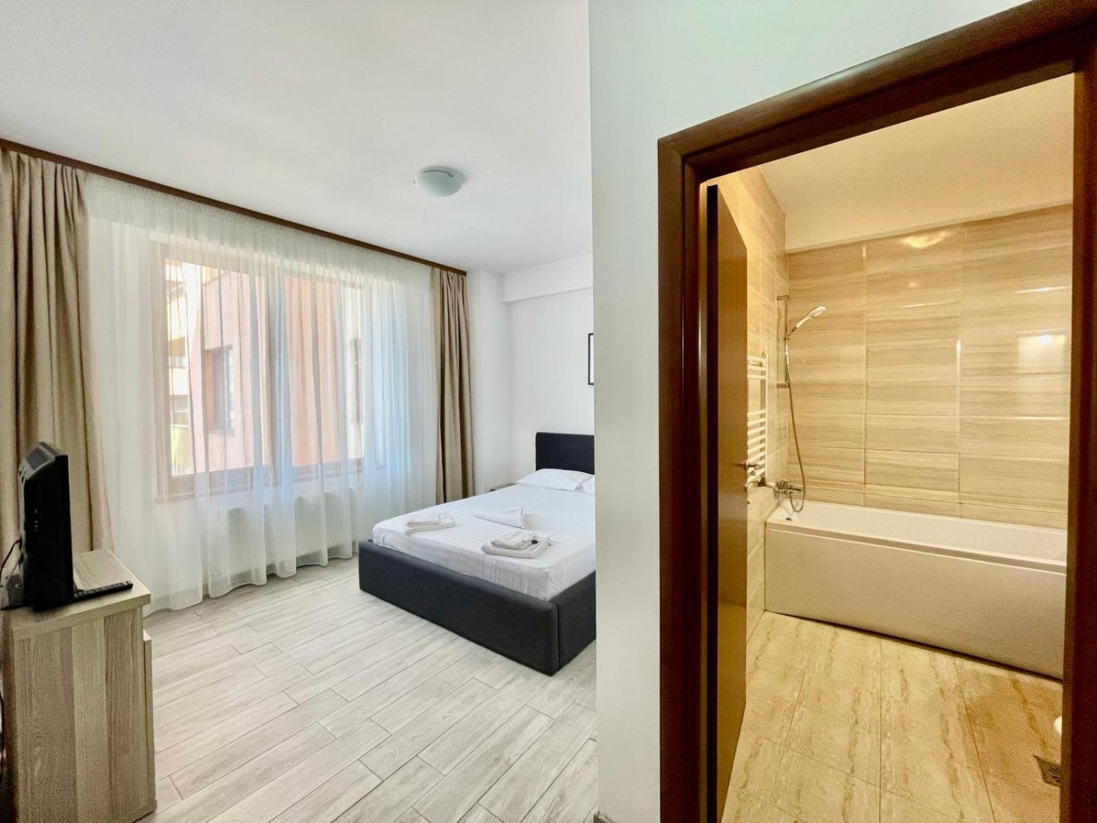 Summerland Apartmants Mamaia Nord Apartment ภายนอก รูปภาพ